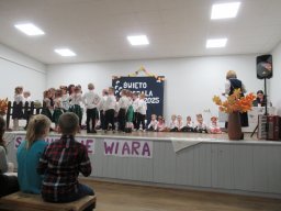 2025-11-06 Święto rogala w Osieku